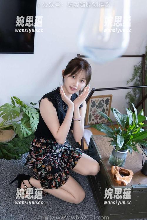 BoBoSocks袜啵啵 - 稚予白丝大典：一幅幅图片引发小脑洞