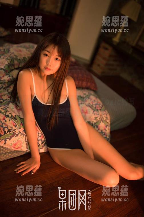 GIRLT果团网-妲己_Toxic GIRLT果团网 - 短裙和妲己_Toxic的写真,这搭配太会挑逗了
