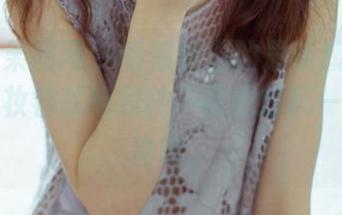 GIRLT果团网 - 看陈雅漫的最新旗袍照片，光是妆容就给我种“我也想玩一玩”的冲动。