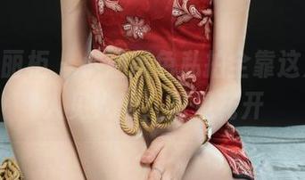 Ligui丽柜 - 小涵黑色私拍全靠这几招：人见人爱，花见花开