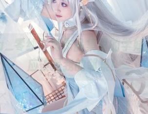 Luisa_零纱写真作品集里的学妹，明明应该是我的邻桌！