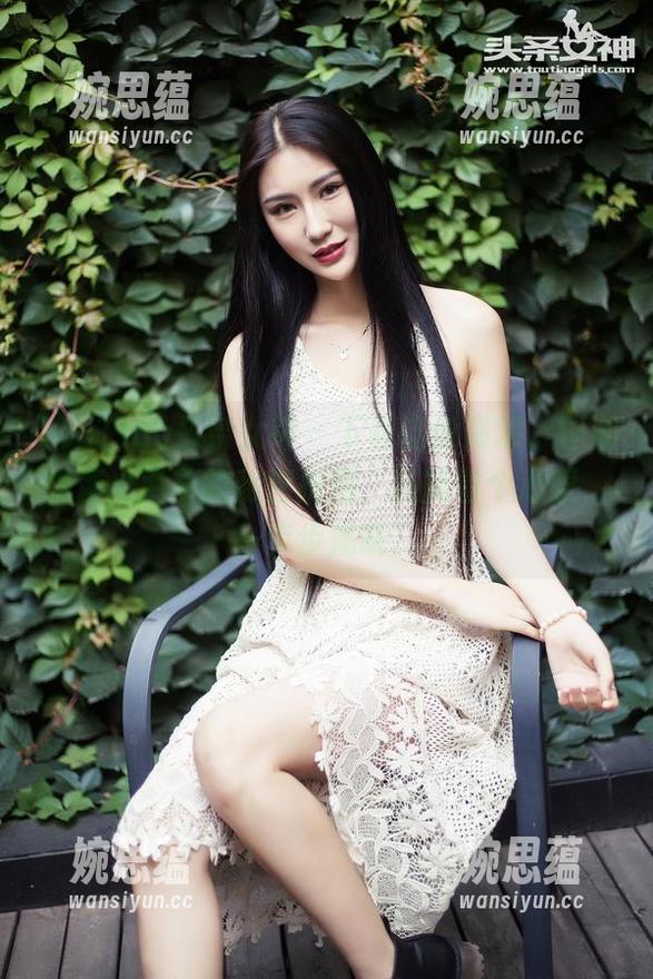 TouTiao头条女神-尹菲 TouTiao头条女神 - 下载这份高清,逐渐拼凑出尹菲的秘密拼图,还能留个心眼,一步步揭晓。