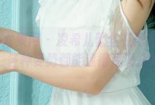 UGirls尤果网 - 凌希儿蕾丝在网盘的微妙呼唤，各种姿势都能迷得我晕头转向。