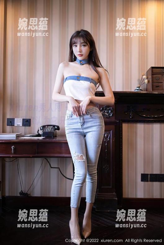 Xiuren秀人网 - Jennifer小若的眼镜，如果你认为它只是个作品，那就太小看它了，免费的，来一波！