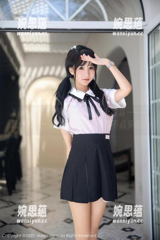 Xiuren秀人网-唐安琪 Xiuren秀人网 - 唐安琪圣诞写真——一颗红心与一身圣诞气息,绝配不必多说。