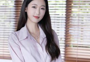 Xiuren秀人网 - 小逗逗的白丝写真，高清细腻到让人移不开眼，赶紧下载吧！