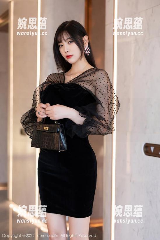 Xiuren秀人网 - 精选图集：晓梦may在体操服里流动的线条，又让我想起了小时候的那个梦想…