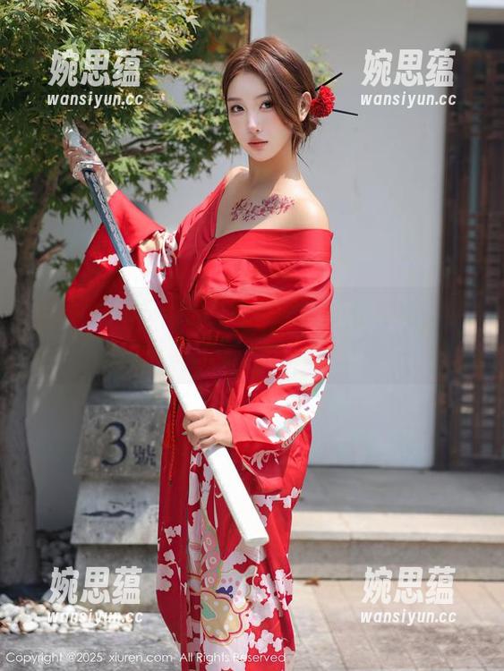 Xiuren秀人网 - 没有滤镜的程程程，黑色私房原图带你嗨翻四季