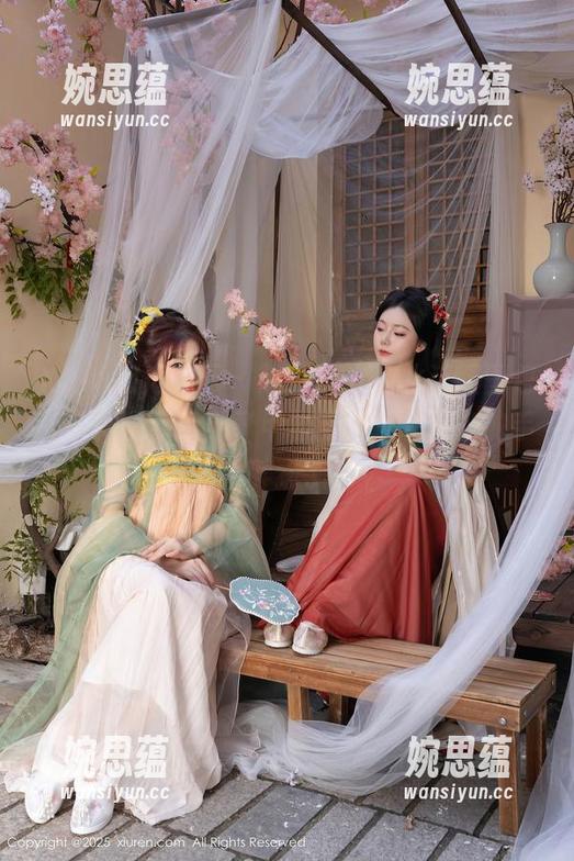 Xiuren秀人网-芝芝Booty Xiuren秀人网 - 芝芝Booty水手服图包,瞬间把我带到了甲板上,只差一条舵手的胖猫了!