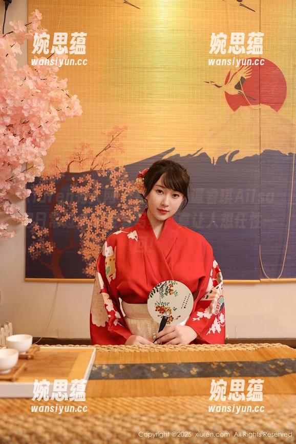 Xiuren秀人网 - 扎心了，谭睿琪Ailsa把日常过成了全套写真，真让人想任性一回！