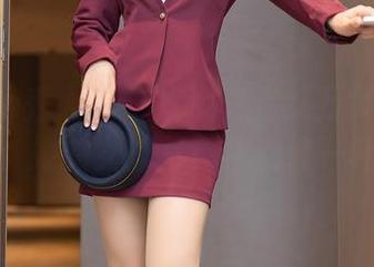 Xiuren秀人网 - 欢迎光临赵万灵的共享空间：她的女孩写真集就像一杯清」