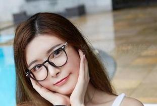 YouWu尤物馆 - 白丝套图：冷不丁的巧妙结合，怪怪的好