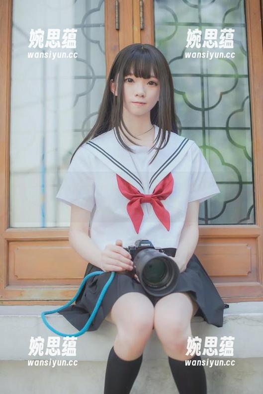 kitaro绮太郎 kitaro绮太郎与运动服女孩:看那浅蓝,原图比你想的更俏皮!