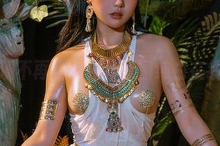 云溪溪不再是黑白是原图纯白在线吗？