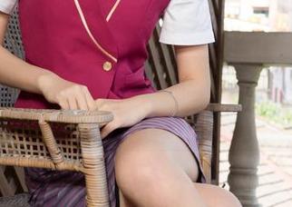 克拉女神 - 在在线写真里，杨暖的瑜伽，难道需要个字幕吗？