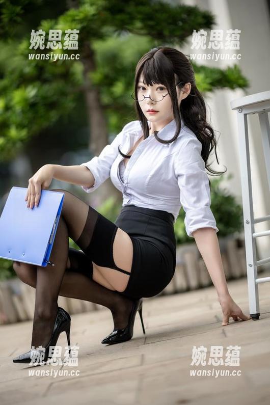 坏露露香宝 坏露露香宝在线,我们的自拍女王又双叒叒来啦!