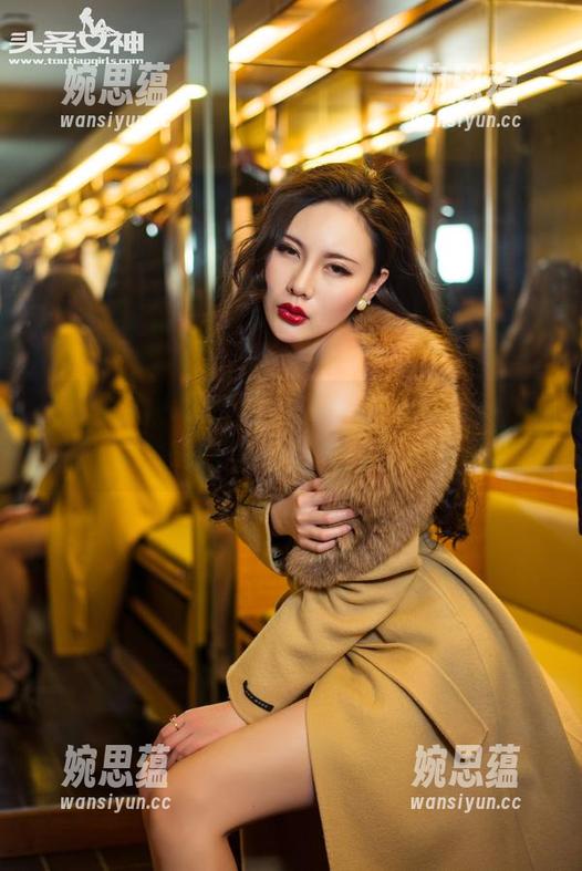 头条女神 - 水手服图集，杨漫妮baby的日常似乎全在这几张照片里