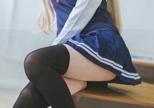 潜水尚未开始，封疆疆v的泳装写真和资源就引发了波动