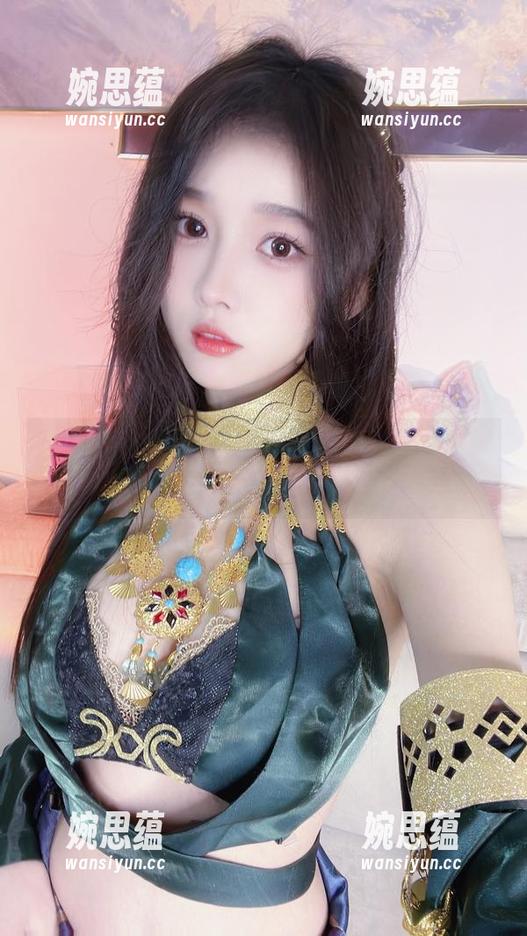 小小奶瓶儿 小小奶瓶儿潇洒上线,让姐姐的美图更添几分风趣!