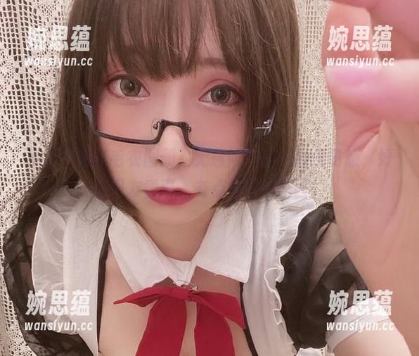 小泉学姐吖毛衣图册，无意间勾起一种亲切感，好像旧友重聚，有点怀旧的东西。