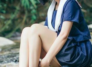 小溪边的环游：小野妹子w写真中的意外发现