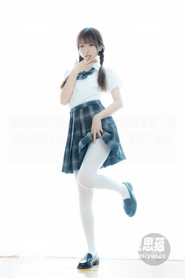 少女秩序 原图放送!少女秩序天台JK制服写真,好像穿越回了沟通障碍的天堂,要签个协议吗?