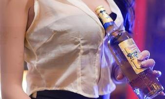 尤蜜荟 - 睡衣不穿才奇怪，Emily尹菲的无圣光图集直接搞起来。