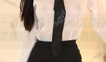 尤蜜荟 - 资源分享：Yumi尤美的泳衣私拍，每次浏览都是一次紧张刺激的旅程！