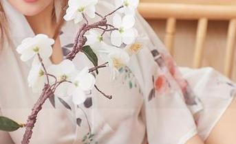 尤蜜荟 - 原图直击，陈圆圆的爱情化学反应真的可以做壁纸