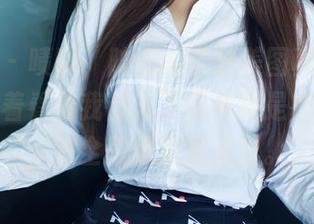 推女郎 - 啧啧，陆瓷的学妹美图真的太出众，看着看着我都忘了我其实是在看照片，完全就像置身梦里。