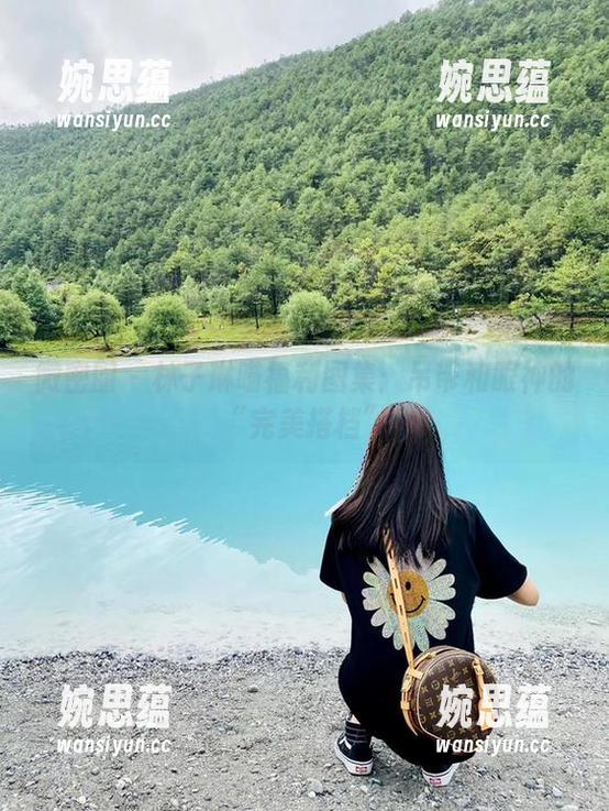 微密圈 - 林子琳喵福利图集：吊带和眼神的“完美搭档”