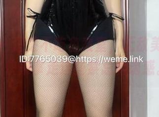 微密圈 - 楚楚不吃鱼教室，无敌美图资源，快来拿走这些禁忌的诱惑。