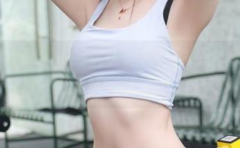 模范学院 - yoo优优黑白美图，大概是她把颜色喝掉了吧。