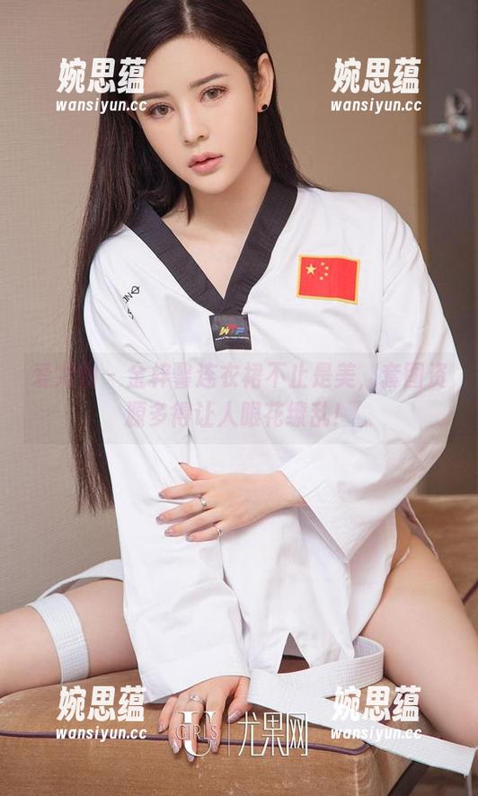 爱尤物 - 金梓馨连衣裙不止是美，套图资源多得让人眼花缭乱！