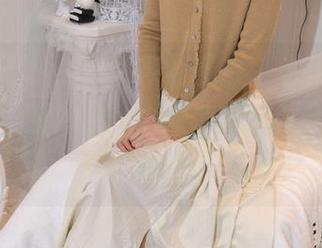 甜予摄影 - 小雨的肉丝图包，总有种“小心翼翼”的感觉，脚尖加固让人分外在意，哈哈。