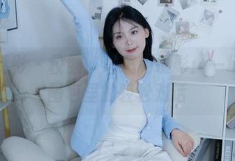 甜予摄影 - 校服、思思和摄影：一场私拍图包里的轻松对话