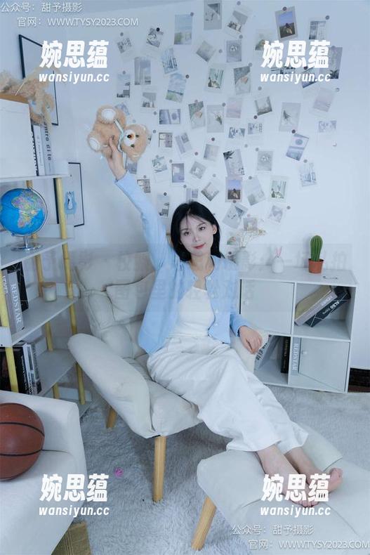 甜予摄影-思思 甜予摄影 - 校服、思思和摄影:一场私拍图包里的轻松对话
