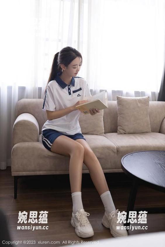 秀人网-伊丽莎有点白 秀人网 - 私拍合集:伊丽莎有点白的美腿,让冬天的冷意都弱爆了