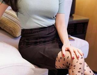 秀人网 - 卓琳妹妹_jolin带着她的清纯美图，分享这些年少的心事
