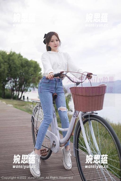 秀人网-大琪琪Emily 秀人网 - 原图直接来!大琪琪Emily的黑色姿态,随便一瞥,我的心情莫名就荡漾了。