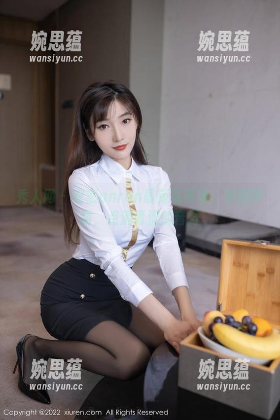 秀人网-安然anran 秀人网 - 安然anran最新写真集:校园梦游,点滴青涩的音符