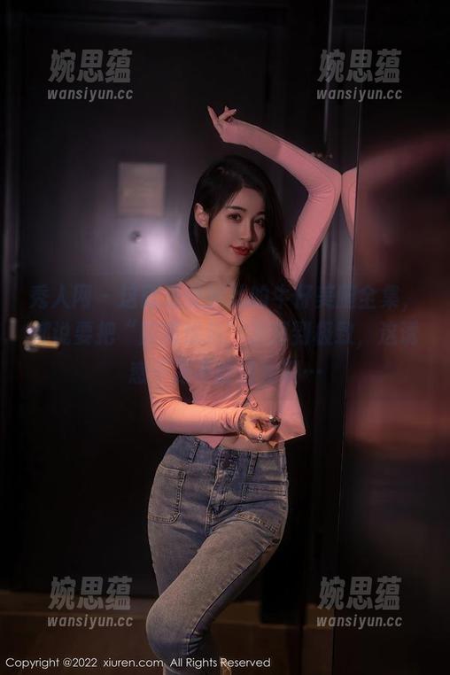 秀人网-安然儿 秀人网 - 这就是安然儿的牛仔美腿全集,都说要把“腿部优势”发挥到极致,这诱惑千万不能轻视啊…