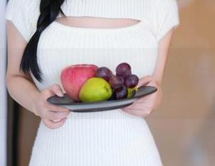 秀人网 - 这纯白作品，悠悠YOYO真的没添点乱七八糟的，快下载去看看？