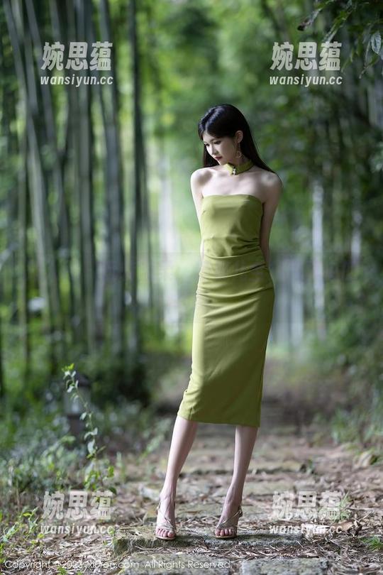 秀人网-糖果儿 秀人网 - 玩转温柔:糖果儿全集写真中的细腻