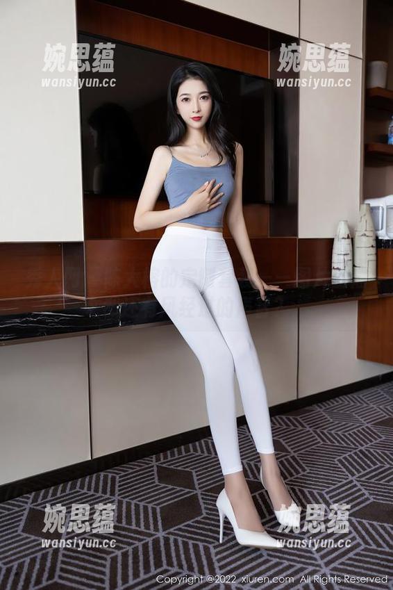 秀人网-陈大榕 秀人网 - 陈大榕的定制套装——图片里居然还有风经过的声音?