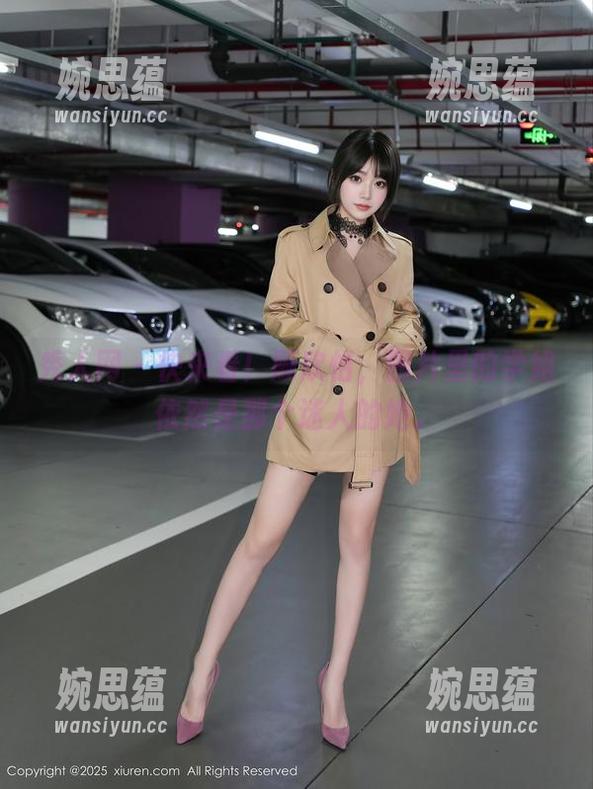 秀人网 - 快来看！顾欣怡，图片里的学姐依然是那个迷人的她。