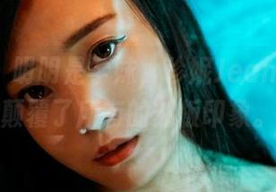 蜜桃社 - 明明是学妹，珍妮Jeane却在线颠覆了所有的刻板印象。
