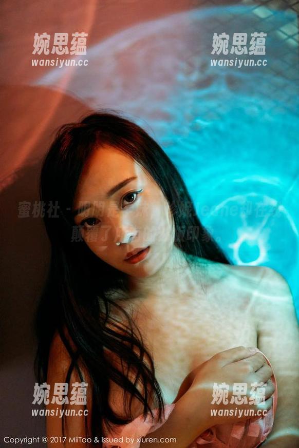 蜜桃社 - 明明是学妹，珍妮Jeane却在线颠覆了所有的刻板印象。