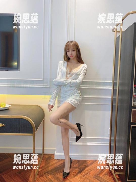 过期米线线喵 精选作品:过期米线线喵的连体衣女仆,工作的理由真多!