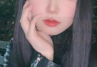 隐秘与张扬：这个泡泡就是逊啦和她的黑贞德精选写真集，让人不禁好奇！